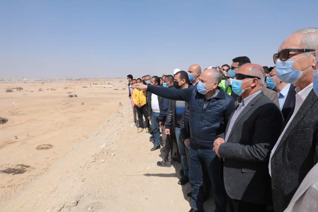 في إطار توجيهات القيادة السياسية بتطوير ميناء السخنة وتحويله إلى أكبر ميناء محوري على البحر الأحمر والشرق EveVUD7XAAQiRNO