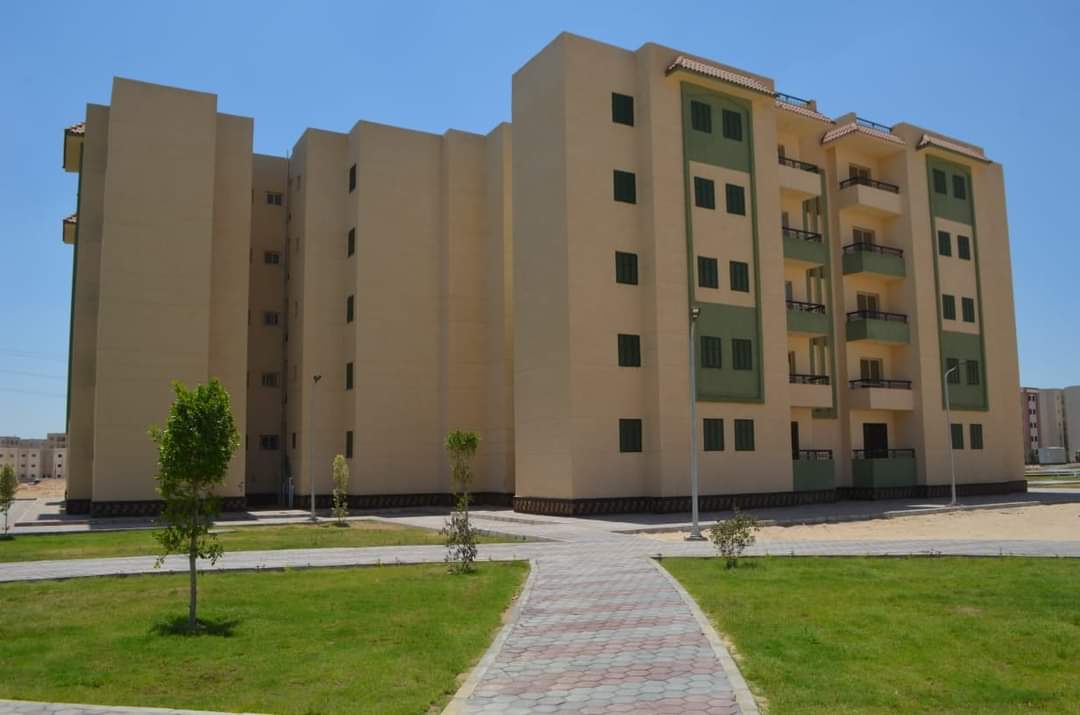 وزير الإسكان : 19620 وحدة سكنية جاهزة للتسليم للحاجزين بالإعلان العاشر "إسكان اجتماعي"بـ5 مدن (السادات – EvnzVujXYAEMIsV