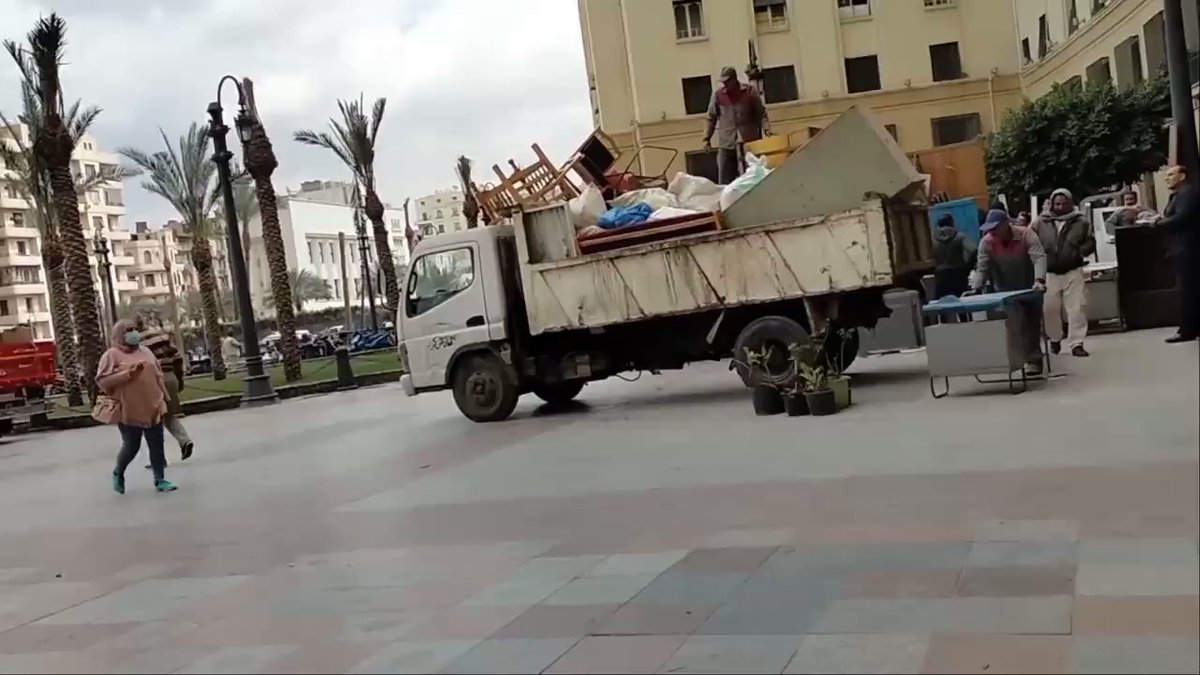 بدأت أجهزة الدولة تنفيذ خطة إخلاء مجمع التحرير وسط القاهرة، ضمن خطة تطوير القاهرة الخديوية، ووضعت وزارة s5nom42 U9IO4Www