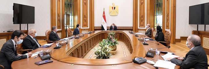 السيد الرئيس يتابع الاستراتيجية القومية لتوطين صناعة المركبات الكهربائية والصناعات المغذية، ويوجه بتوطين 11748