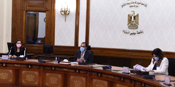 رئيس الوزراء يتابع موقف المرحلتين الأولى والثانية من المبادرة الرئاسية حياة كريمة لتطوير الريف المصري 30209