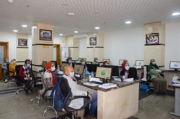 بشأن الدعم التكنولوجى فى مجال (GIS) لجميع الأجهزة التابعة: هيئة المجتمعات العمرانية الجديدة تنظم ورشة عمل 38143