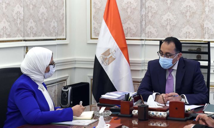 رئيس الوزراء يتابع مع وزيرة الصحة موقف تنفيذ المنشآت الصحية في المبادرة الرئاسية حياة كريمة التقى 42302