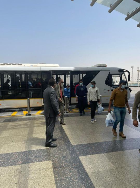 وزارة الخارجية مساعد وزير الخارجية للشئون القنصلية والمصريين في الخارج يستقبل الصيادين 42645