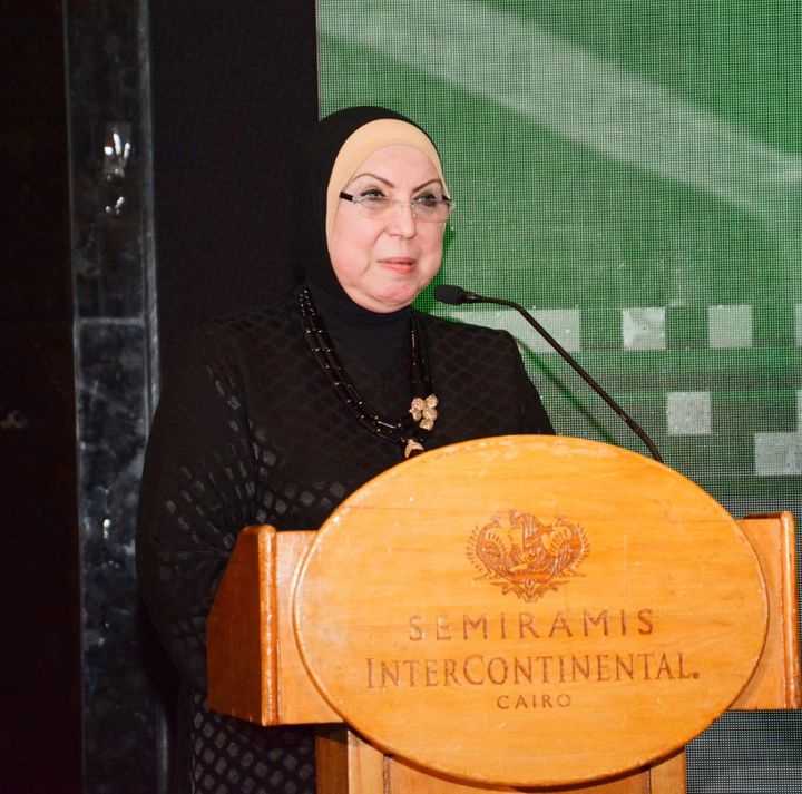 وزارة التجارة والصناعة خلال احتفالية تسليم أول دفعة سيارات ضمن مبادرة احلال المركبات للعمل 56657
