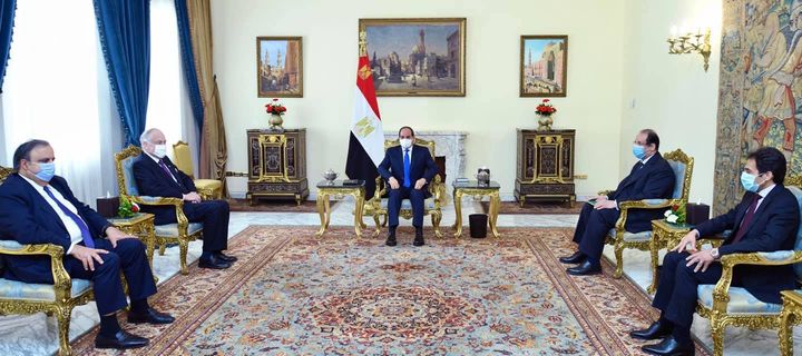استقبل السيد الرئيس عبد الفتاح السيسي اليوم السيد رونالد لاودر رئيس الكونجرس اليهودي العالمي، وذلك بحضور 71496 1