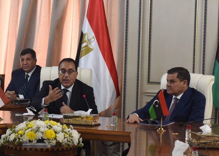 خلال جلسة المباحثات المصرية الليبية: مدبولى: الرئيس السيسي حريص كل الحرص على دعم كافة المشروعات التنموية 75056