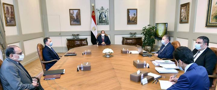 السيد الرئيس يوجه بترسيخ نهج الدولة بحسن إدارة ما تملكه من موارد وأراضي ومنشآت منتشرة على مستوى المحافظات 85980