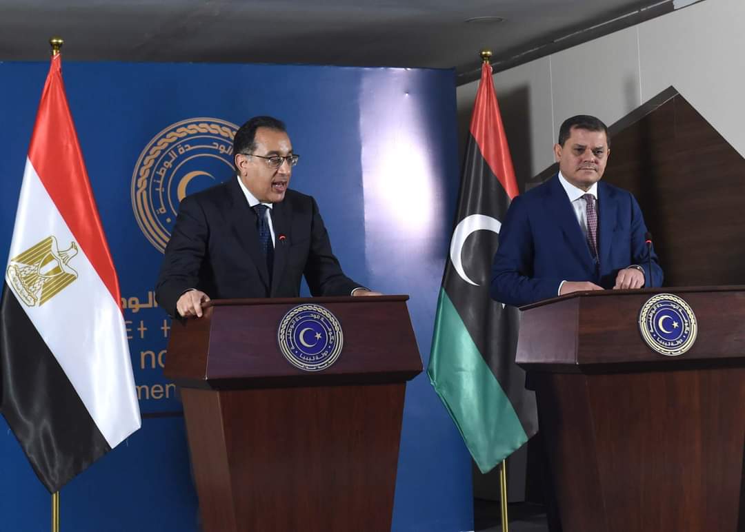 Egypt's Prime Minister Mostafa Mabouly arrived in the Libyan capital Tripoli, Accompanied by a delegation of 11 Egyptian ministers, Madbouly said Egypt is keen on supporting all Libyan efforts EzcNAB7XMAAkTrQ