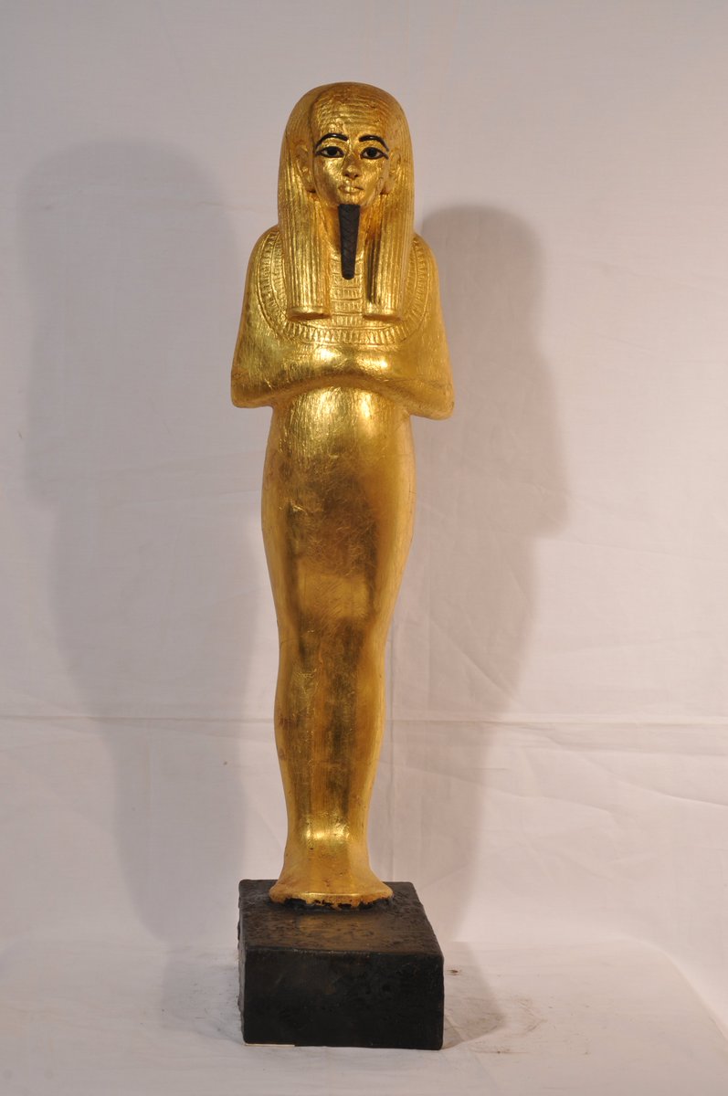 المتحف المصري يوم الارض تعرف معنا على المعبود جب إله الأرض فى مصر القديمة هو أحد معبودات تاسوع هليوبليس EzkhzT9XMAIOMgG