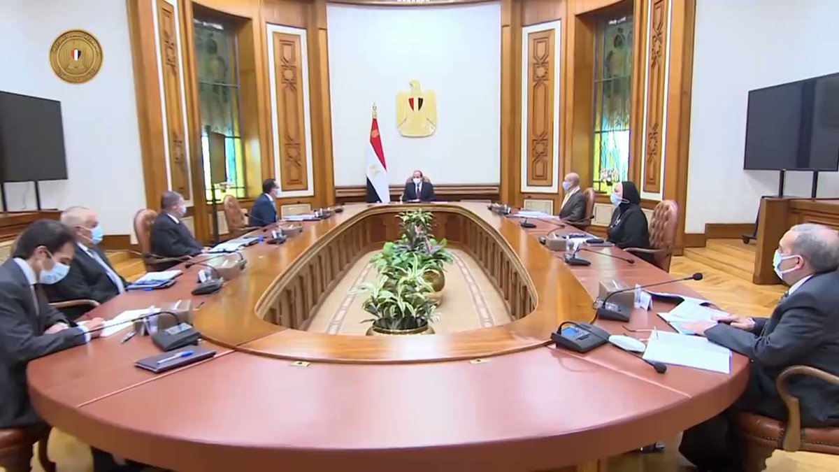 الرئيس عبد الفتاح السيسي، يطلع على المشروع القومى لتصنيع ماكينات الإنتاج الصناعي بتكنولوجيا التحكم الرقمي tlBEYzM1 UrUGUkL