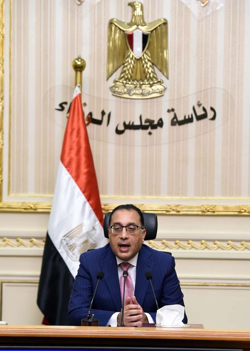 رئيس الوزراء يعلن قرارات لجنة إدارة أزمة فيروس كورونا في مؤتمر صحفي: اعتبارا من غد ولمدة أسبوعين 12233