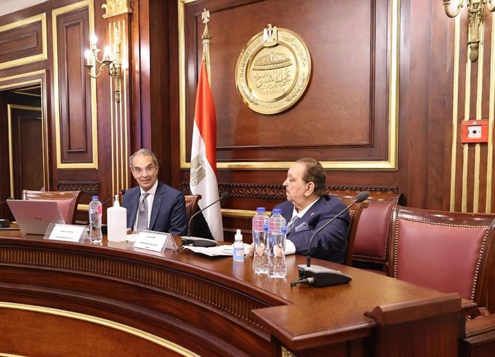 وزارة الاتصالات وتكنولوجيا المعلومات خلال اجتماع لجنة التعليم والبحث العلمى والاتصالات 18700