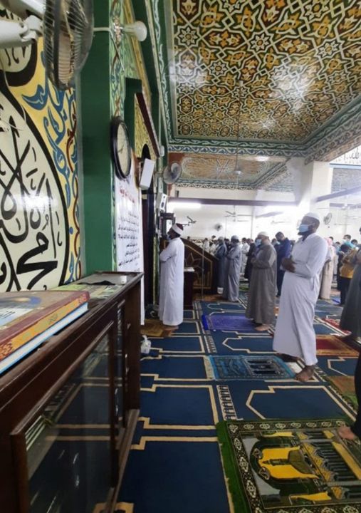 وزارة الأوقاف خلال صلاة التراويح روَّاد المساجد يظهرون وعيًا غير مسبوق ويؤكدون: الدين 56274