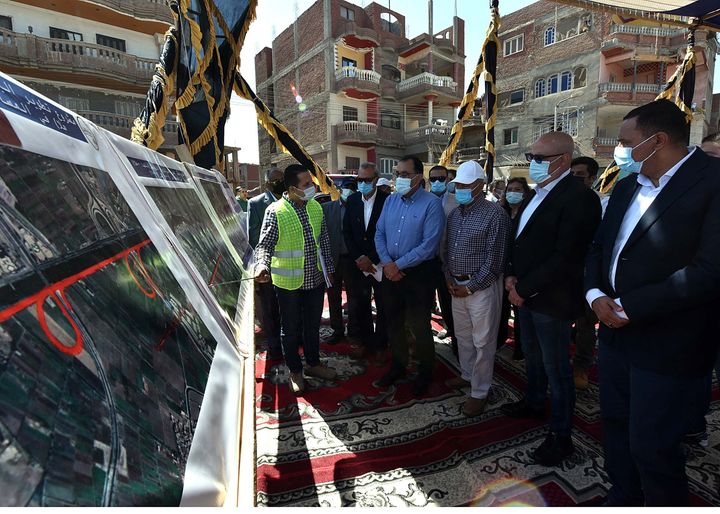 رئيس الوزراء يتفقد عددا من مشروعات الطرق والكباري للربط بين محافظتى القليوبية والدقهلية مدبولى: الدولة 57897