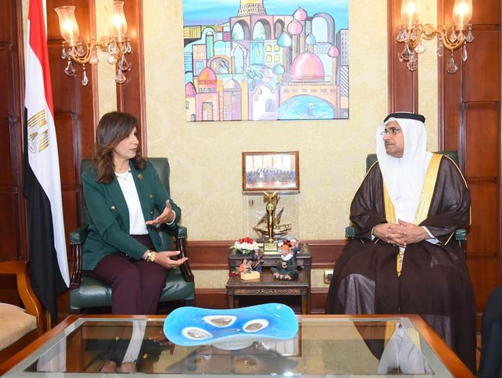وزارة الدولة للهجرة وشئون المصريين بالخارج البرلمان العربي يعلن دعمه للمبادرة الرئاسية 68825