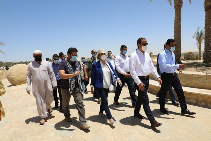 وزارة البيئة وزيرة البيئة بجولة تفقدية لمنطقة الجذب السياحى بمحمية وادى الريان د 84113