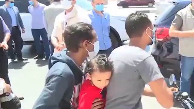 الرئيس عبدالفتاح السيسى يأمر بتوفير سيارة " تاكسى" لعامل الدليفري الذي كان يستخدم دراجته النارية لتوصيل Huzw4Hn7R4hvK0Of
