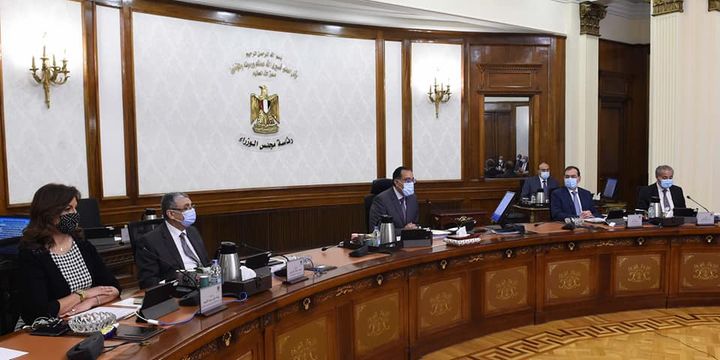 خلال اجتماع مجلس الوزراء اليوم: وزيرة الصحة تستعرض آخر المستجدات الخاصة بفيروس كورونا 429 مركزاً لتلقي 13212