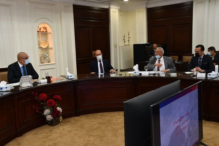 وزير الإسكان يستعرض مقترح المخطط التفصيلي العام للمدخل الجنوبى لمدينة الجيزة الجزار: المشروع يهدف لحل 24838
