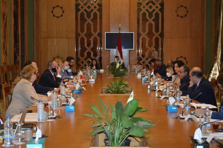 انعقاد جلسة المشاورات الثنائية بين مصر وبولندا  عقد السفير د 28760