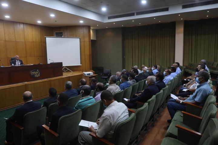 وزارة النقل: في اطار توجيهات القيادة السياسية بالإرتقاء وتطوير العنصر البشري بالسكه الحديد 50895