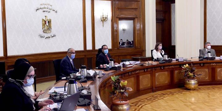 رئيس الوزراء يترأس اجتماع المجموعة الوزارية الاقتصادية مناقشة 100 إجراء ضمن الخطة التنفيذية المقترحة 60496