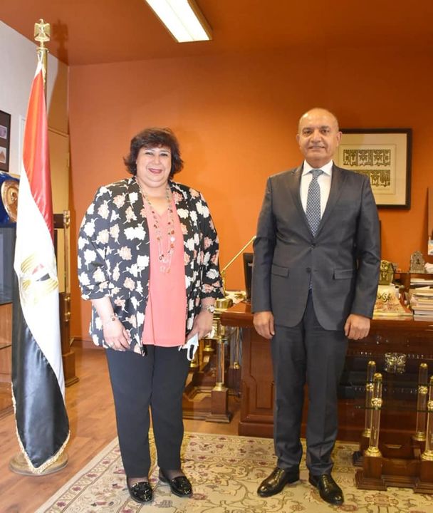 وزارة الثقافة: وزيرة الثقافة تستقبل سفير الاردن بمصر لبحث سبل تعزيز التعاون الفكري والفنى بين 72229