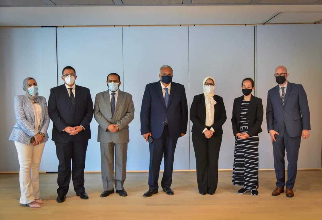 التقت الدكتورة هالة زايد، وزيرة الصحة، السيدة أوريليا نجوين، المدير العام لمرفق "الكوفاكس" التابع للتحالف E3 1854XoAAUtU7