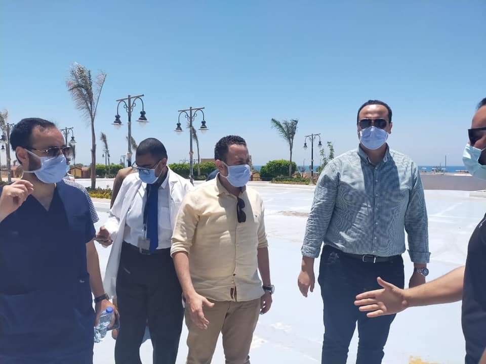 أعلن الدكتور أحمد السبكي رئيس مجلس إدارة الهيئة العامة للرعاية الصحية، خلال جولته بمستشفيي رأس سدر، وأبو E37Pd3oXEAQy5yy