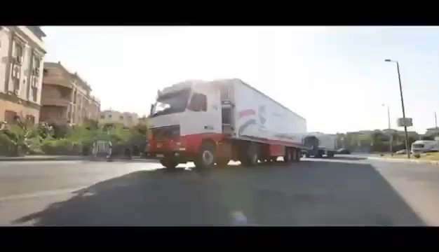 إنطلقت قوافل لتوزيع المساعدات العينية على الفئات الأكثر إحتياجاً بالمحافظات بمناسبة ذكرى ثورة 30 يونيو 30 X5gGT2vmzyD2v5ch