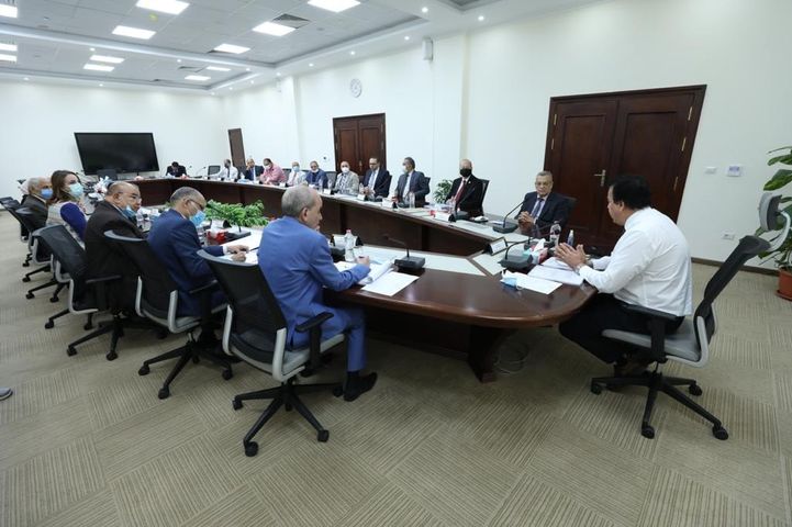 218480387_359904915492349_44031979146654