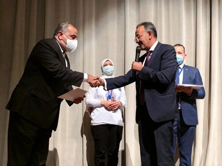 تكريم طلاب كليات الفنون الجميلة والفنون التطبيقية والتربية الفنية بجامعة حلوان 25269