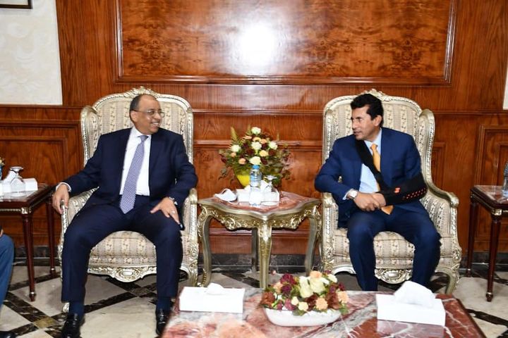 وزارة الشباب والرياضة: وزيرا الشباب والتنمية المحلية يختتمان فعاليات المشروع القومي لتأهيل 47250