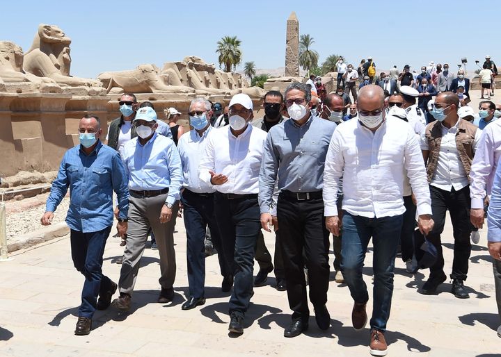 رئيس الوزراء يتفقد أعمال مشروع ترميم طريق الكباش بالأقصر استعدادا لاحتفالية الافتتاح مدبولى: تحويل الأقصر 55465