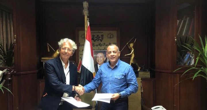 بعد قرار مجلس الوزراء بالموافقة على تمديد إقامة معرض ملوك الشمس بالعاصمة التشيكية براج، وقع منذ 59215