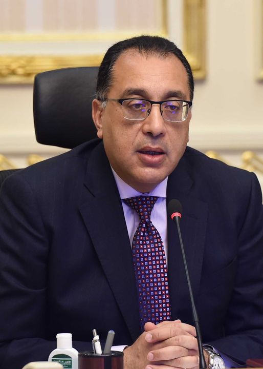 رئيس الوزراء يشهد التوقيع على بروتوكول تعاون بين الشركة القابضة لكهرباء مصر والهيئة المصرية العامة للبترول 80057