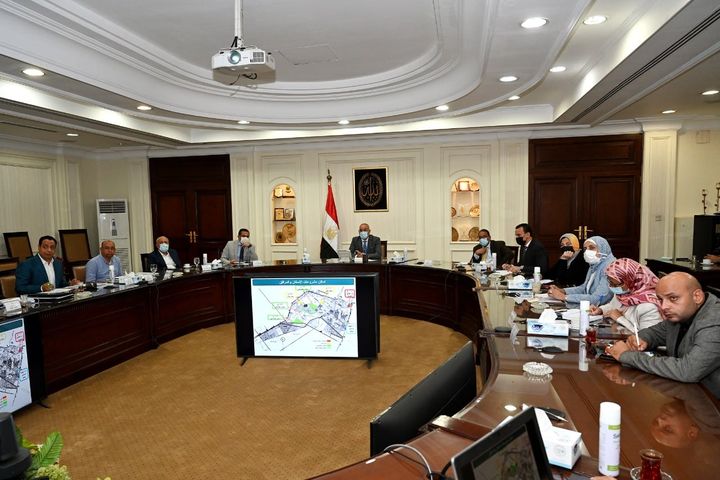 وزير الإسكان يتابع موقف تنفيذ المشروعات المختلفة بمدن ناصر الجديدة غرب أسيوط وحدائق أكتوبر وأكتوبر الجديدة 85218