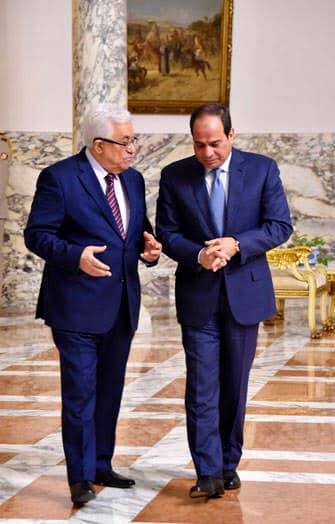 تلقى السيد الرئيس عبد الفتاح السيسي اتصالا هاتفيا مساء اليوم، من الرئيس الفلسطيني محمود عباس، أعرب فيه عن 96097