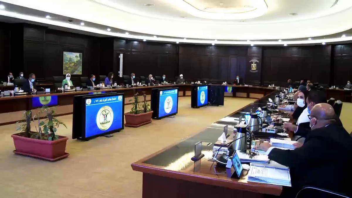 ترأس الدكتور مصطفى مدبولي، رئيس مجلس الوزراء، اجتماع مجلس الوزراء، اليوم من مقر الحكومة في مدينة العلمين ql1Q8vOGFraNd2ia