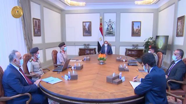قام الرئيس عبد الفتاح السيسي اليوم بمتابعة الموقف الإنشائي لعدد من مشروعات العاصمة الإدارية الجديدة، qwOPr7hfTw4sEivE