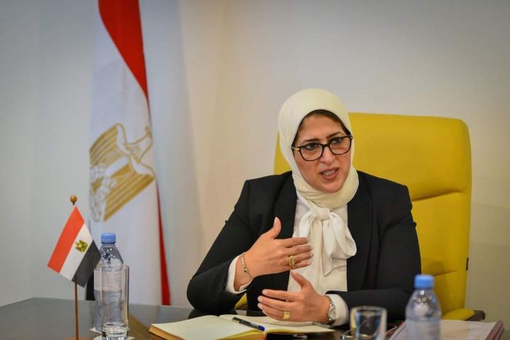 وزارة الصحة والسكان: وزارة الصحة تتسلم أوراق شحن لقاحي كورونا أسترازينيكا وجونسون آند 32384
