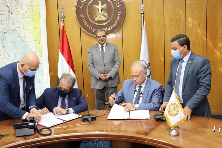 وزارة القوى العاملة: سعفان يشهد توقيع اتفاقية تعاون مع أوراكل لتدريب حديثي التخرج على أحدث 35357