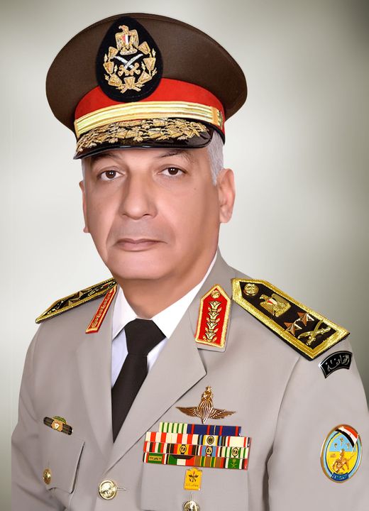 المتحدث العسكرى : الفريق أول ‏‎/‎‏ محمد زكى القائد العام للقوات المسلحة وزير الدفاع والإنتاج الحربى يعود 36875