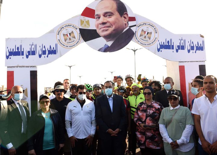 رئيس الوزراء يشهد انطلاق ماراثون للدراجات للشباب بالعلمين الجديدة شهد الدكتور مصطفى مدبولي، رئيس مجلس 44531