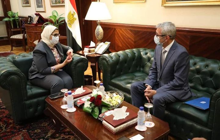 وزارة الصحة والسكان: وزيرة الصحة تستقبل الوزير المفوض بالسفارة الرومانية بالقاهرة لبحث تعزيز 92902