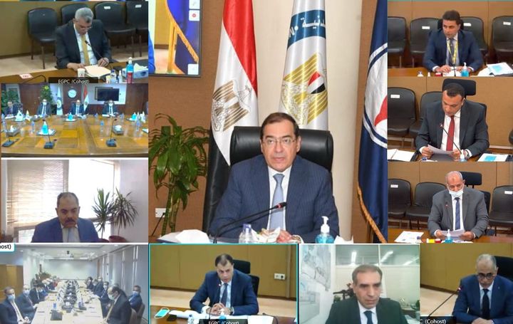 وزارة البترول والثروة المعدنية: اعتماد نتائج أعمال شركتى عجيبة والفرعونية للعام المالى 93680