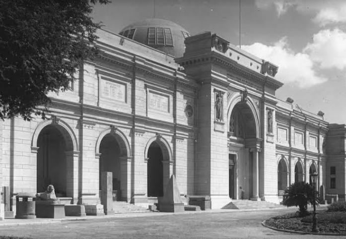 اليوم العالمي للتصوير شاهد صور نادرة للمتحف المصري فى مطلع القرن العشرين WorldPhotoDay2021 See rare photos of the Egyptian Museum E9LCC4XWEAMkmk