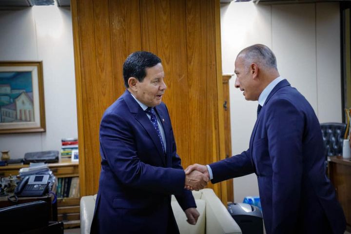 نائب الرئيس البرازيلي يستقبل السفير المصري  التقى السفير وائل أبو المجد، سفير مصر في البرازيل، يوم 15 32623