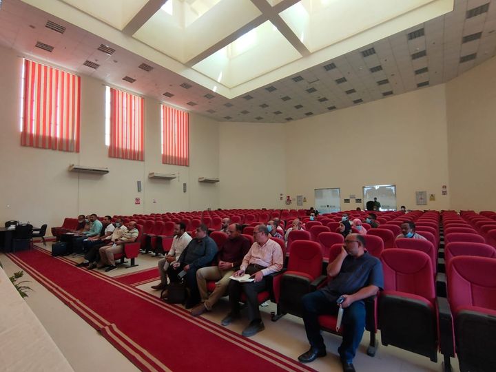 جهاز مدينة قنا الجديدة يعقد ورشة عمل بشأن نُظم الجودة في إدارة وتنفيذ المشروعات صرح المهندس رضوان 40589